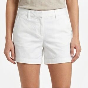 Gloria Vanderbilt White Classic Chino Shorts